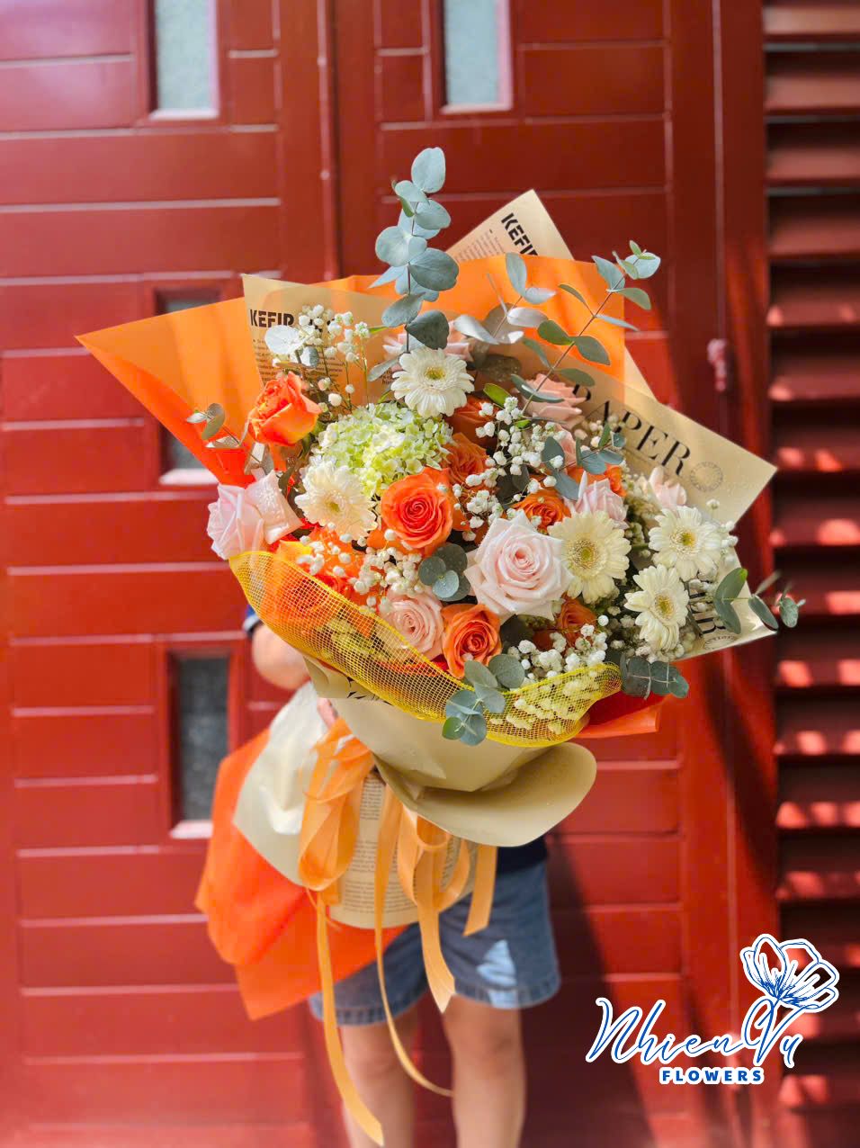 bó hoa tông cam bht079 hiện đại