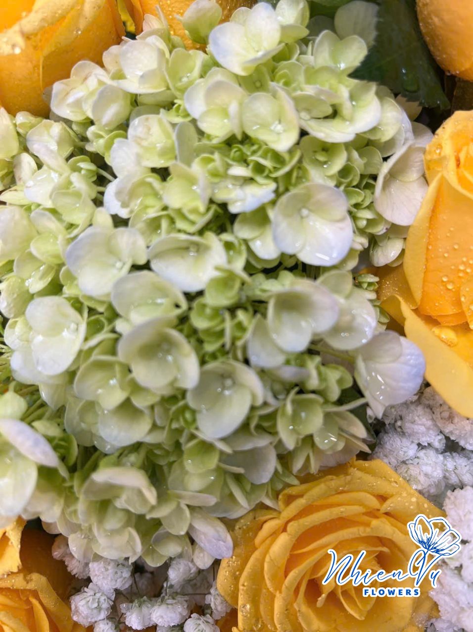 giỏ hoa tông vàng gh038 giá rẻ