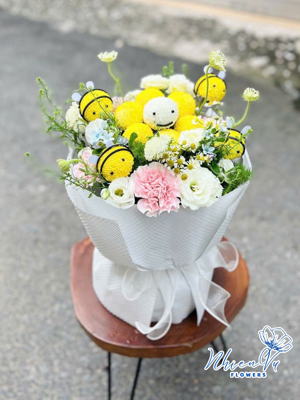 bó hoa tốt nghiệp sang trọng bht081 giá rẻ