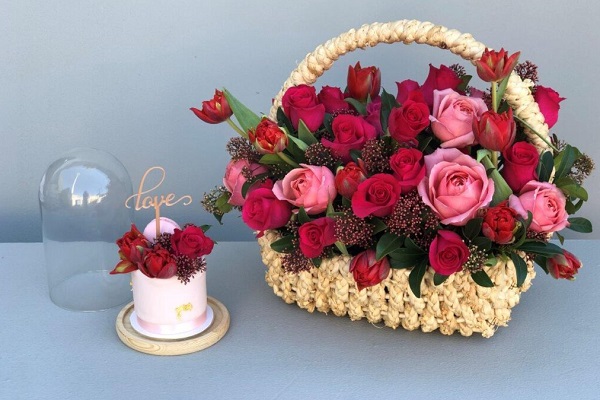Ảnh bìa sinh nhật bạn gái nên tặng hoa gì