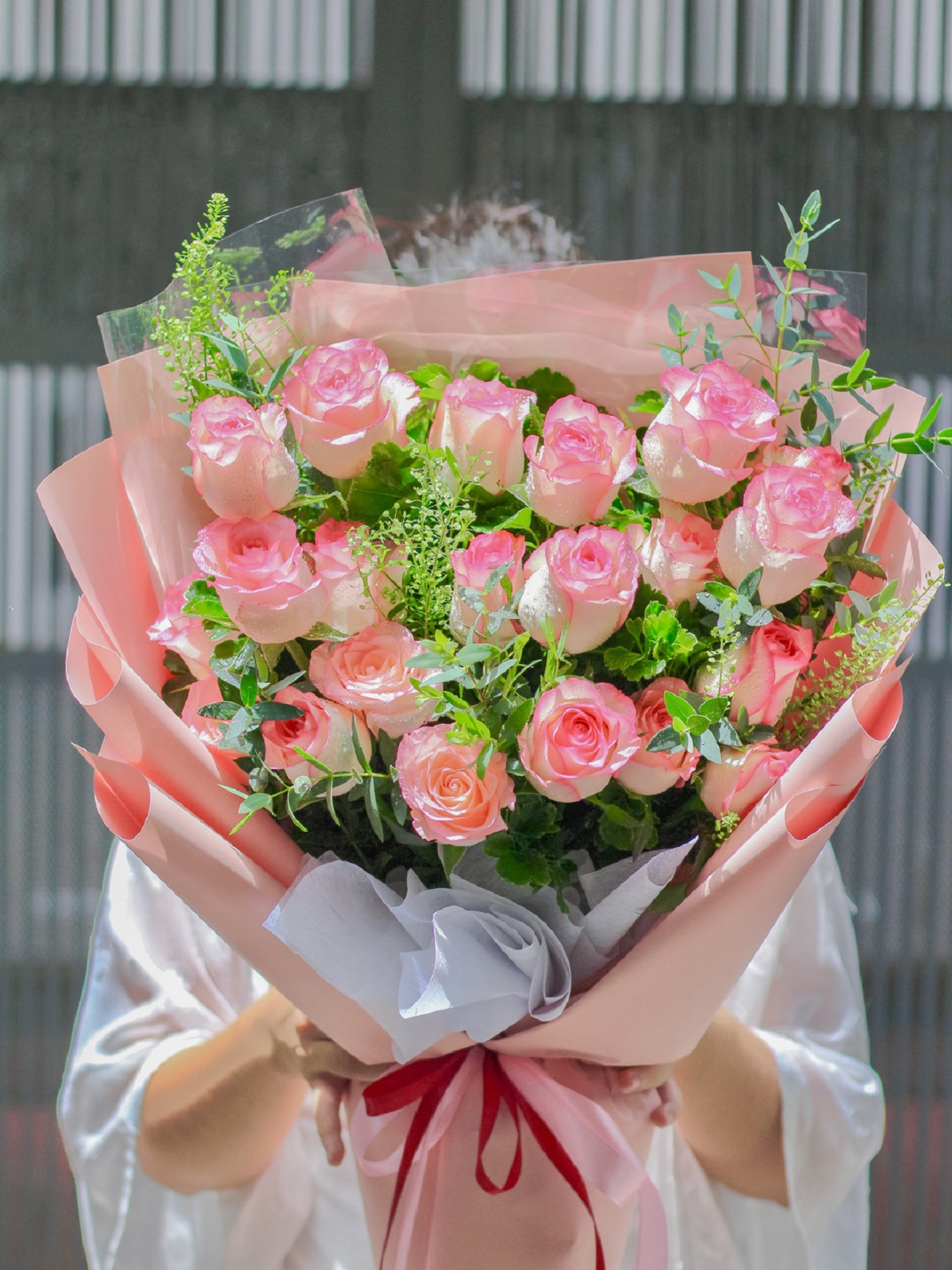Vợ là người bạn đồng hành quan trọng trong cuộc đời