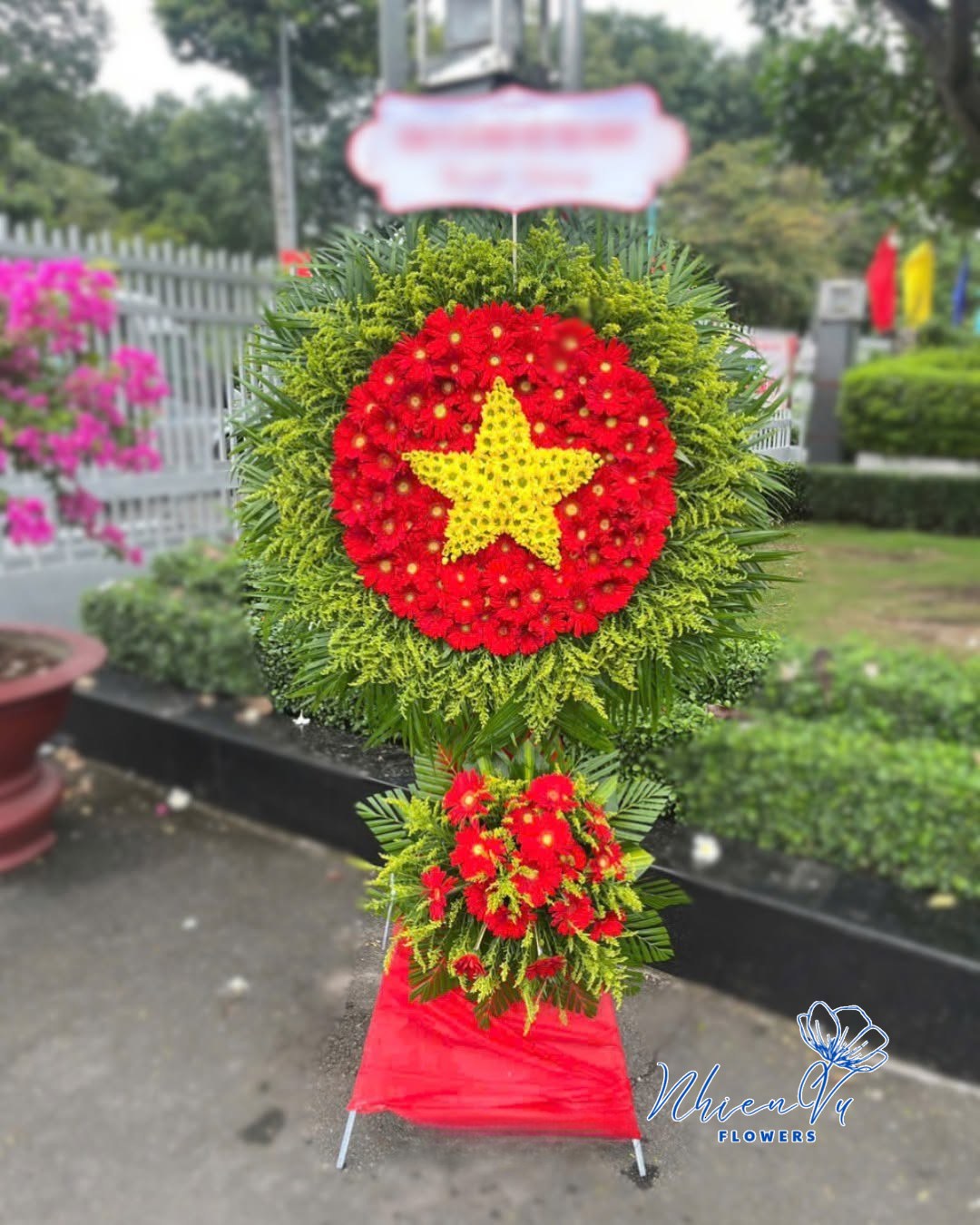 kệ hoa viếng ngôi sao hai tầng